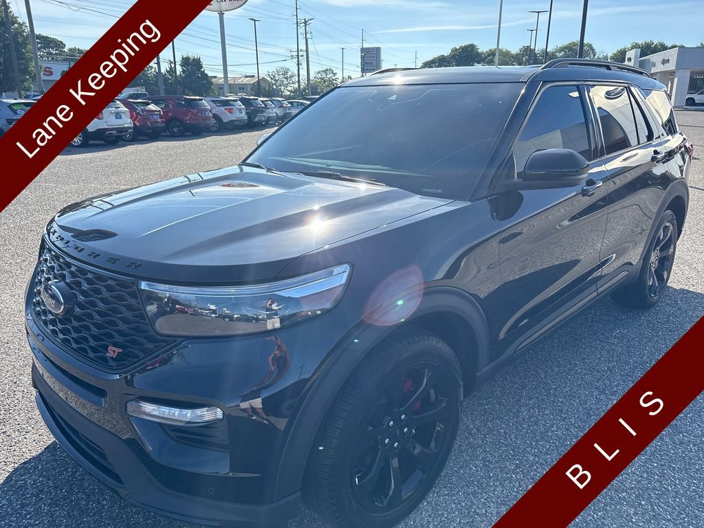 Certified 2023 Ford Explorer ST w/ Equipment Group 401A AWD/4WD image 4