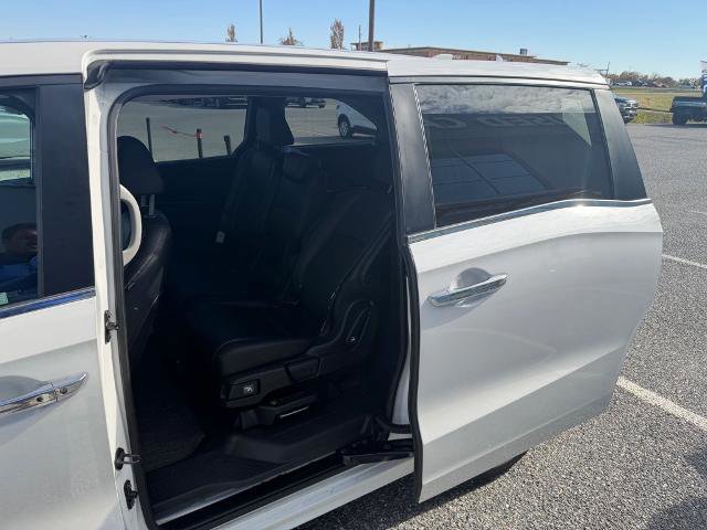 Used 2023 Honda Odyssey Touring image 11