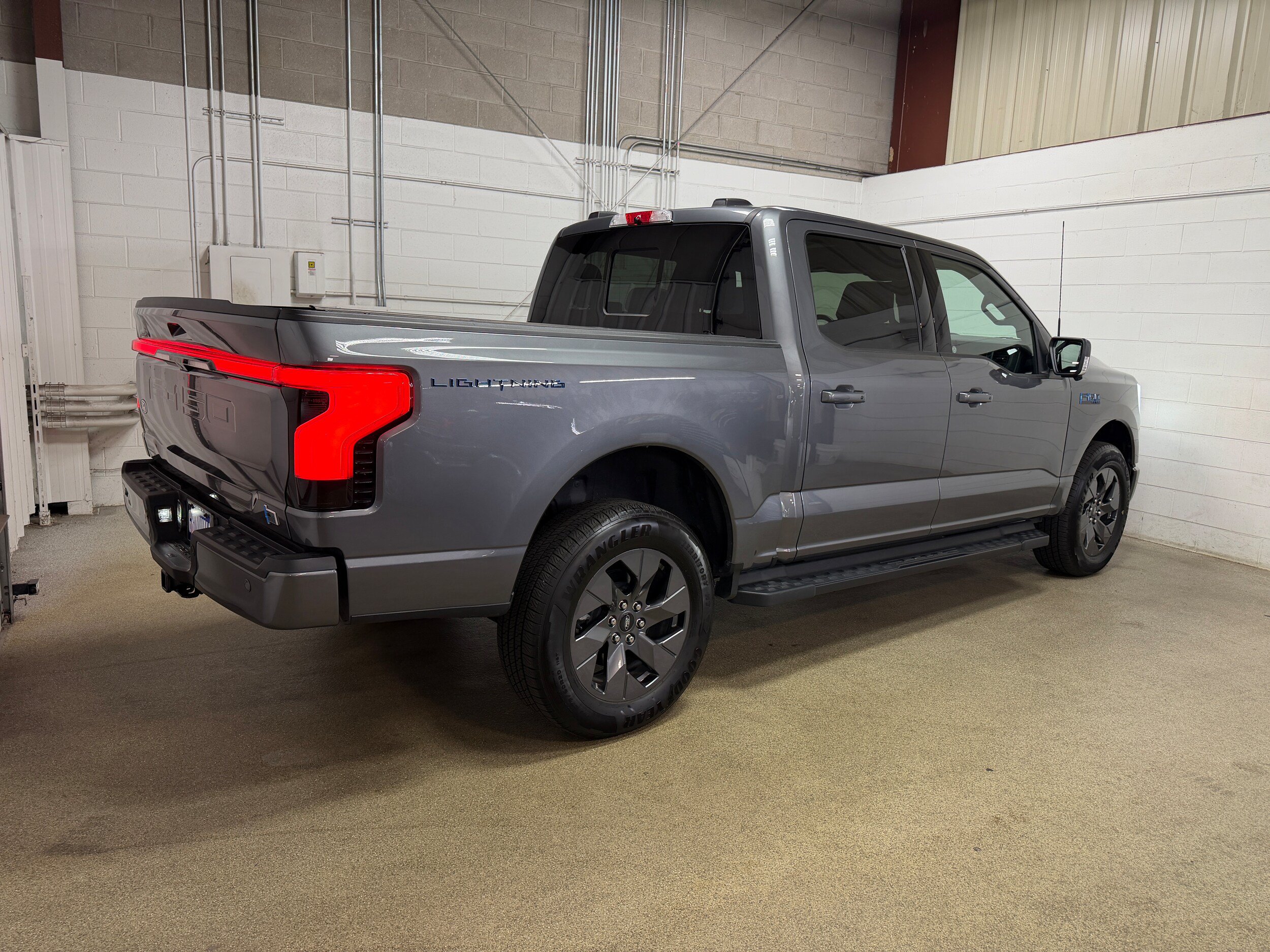 Certified 2024 Ford F150 Lightning Lariat AWD/4WD image 9