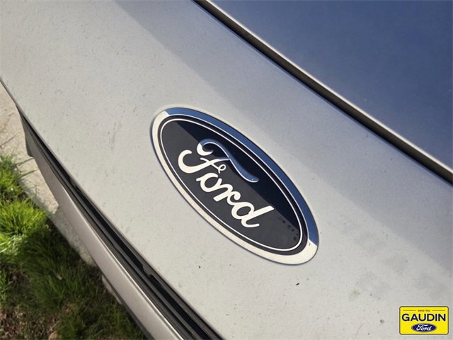 Certified 2021 Ford Escape SE w/ SE Sport Appearance Package image 5