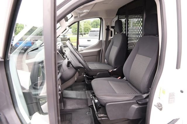 Certified 2024 Ford Transit 250 Low Roof w/ Exterior Upgrade Package RWD image 9