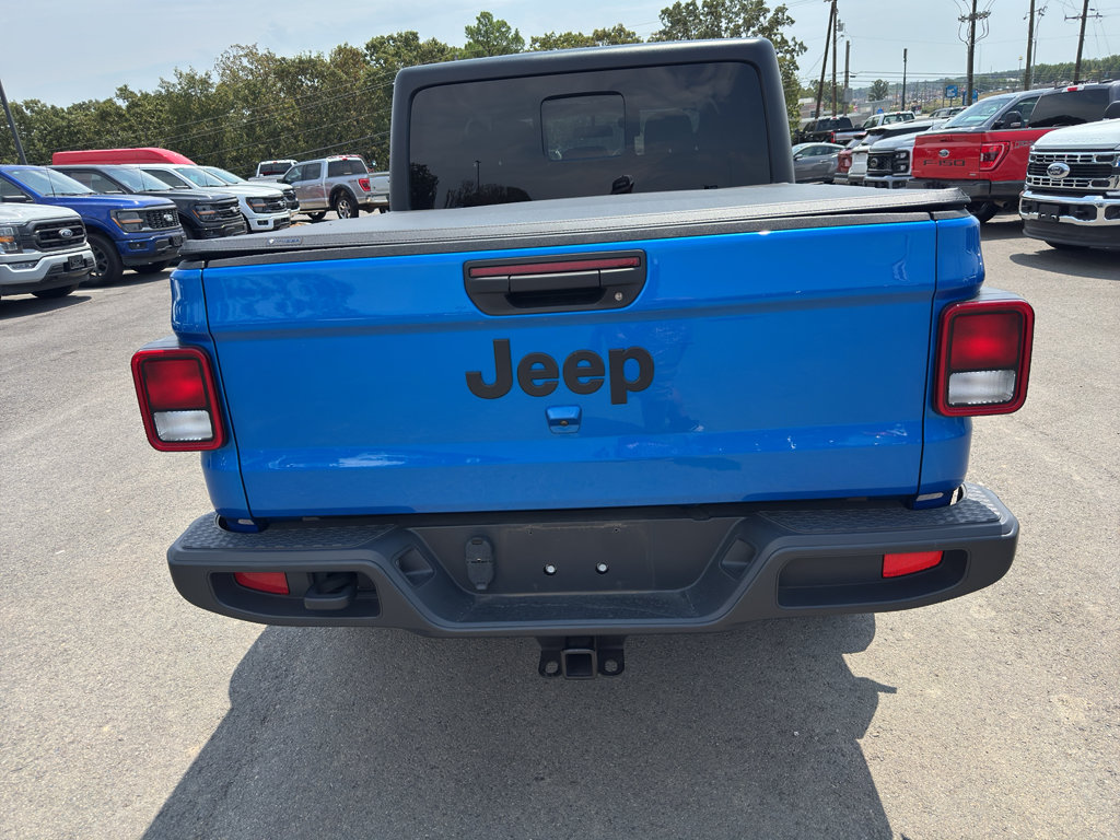 Used 2022 Jeep Gladiator Sport AWD/4WD image 6
