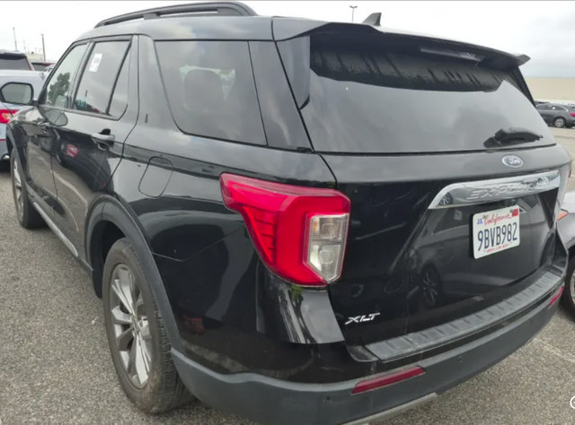 Certified 2023 Ford Explorer XLT w/ Equipment Group 202A AWD/4WD image 4
