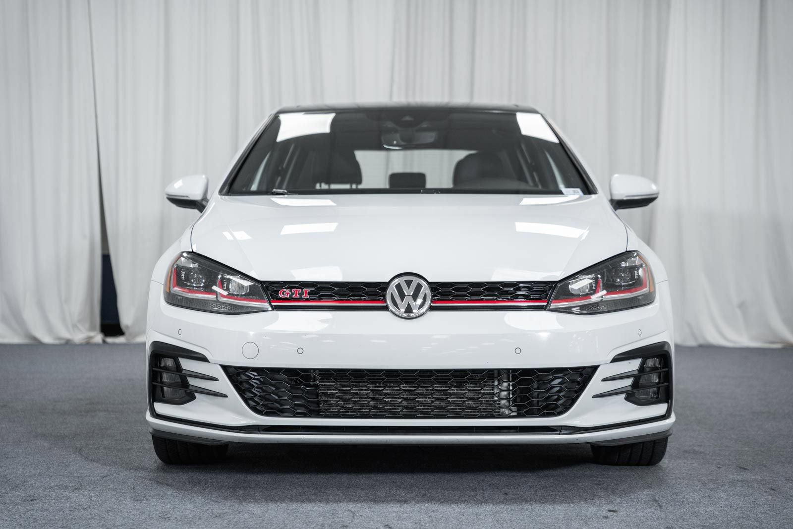 Used 2019 Volkswagen GTI Autobahn image 2