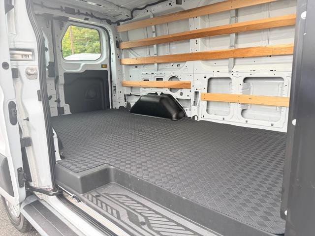 Certified 2024 Ford Transit 250 w/ Exterior Upgrade Package image 19