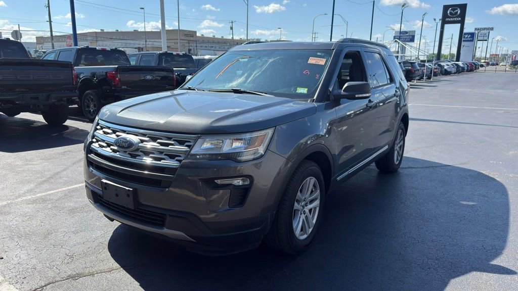 Certified 2019 Ford Explorer XLT w/ Equipment Group 201A AWD/4WD image 6