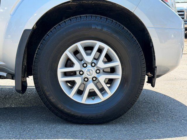 Used 2018 Nissan Frontier SV AWD/4WD image 29
