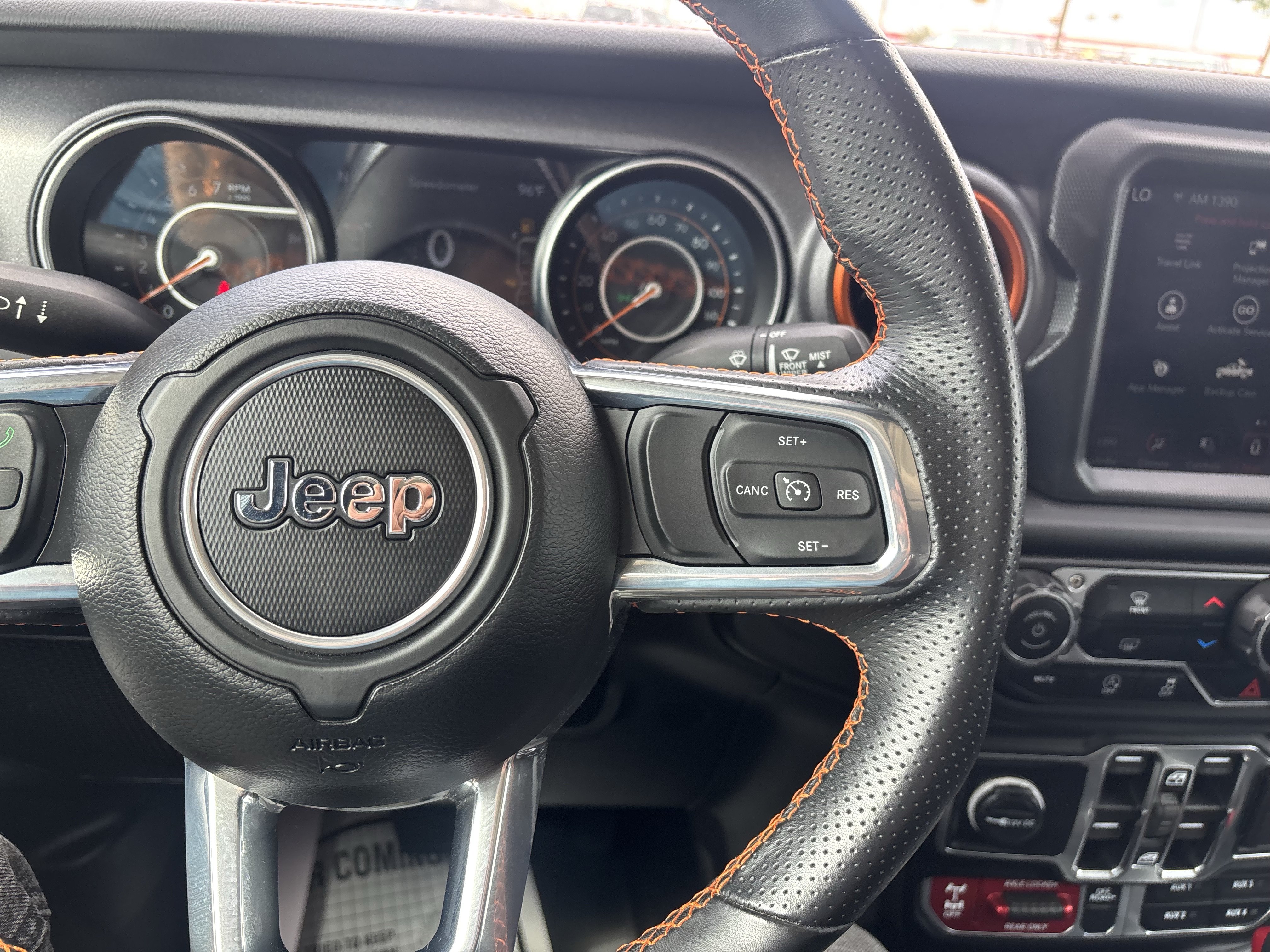 Used 2023 Jeep Gladiator Mojave w/ LED Lighting Group AWD/4WD image 28