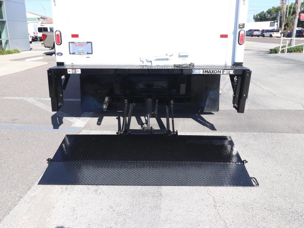 Certified 2024 Ford E-450 and Econoline 450 Super Duty w/ Power Windows & Locks Group image 11