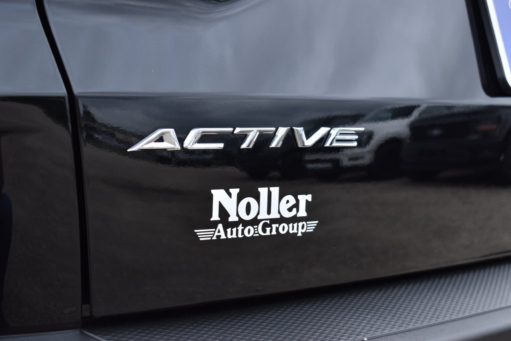 Certified 2024 Ford Escape Active AWD/4WD image 12