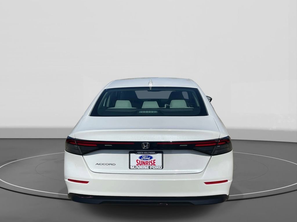 Used 2023 Honda Accord EX image 6