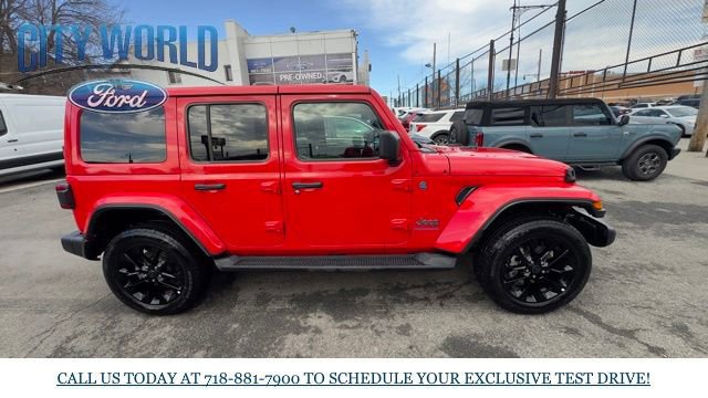 Used 2025 Jeep Wrangler Sahara 4xe image 6