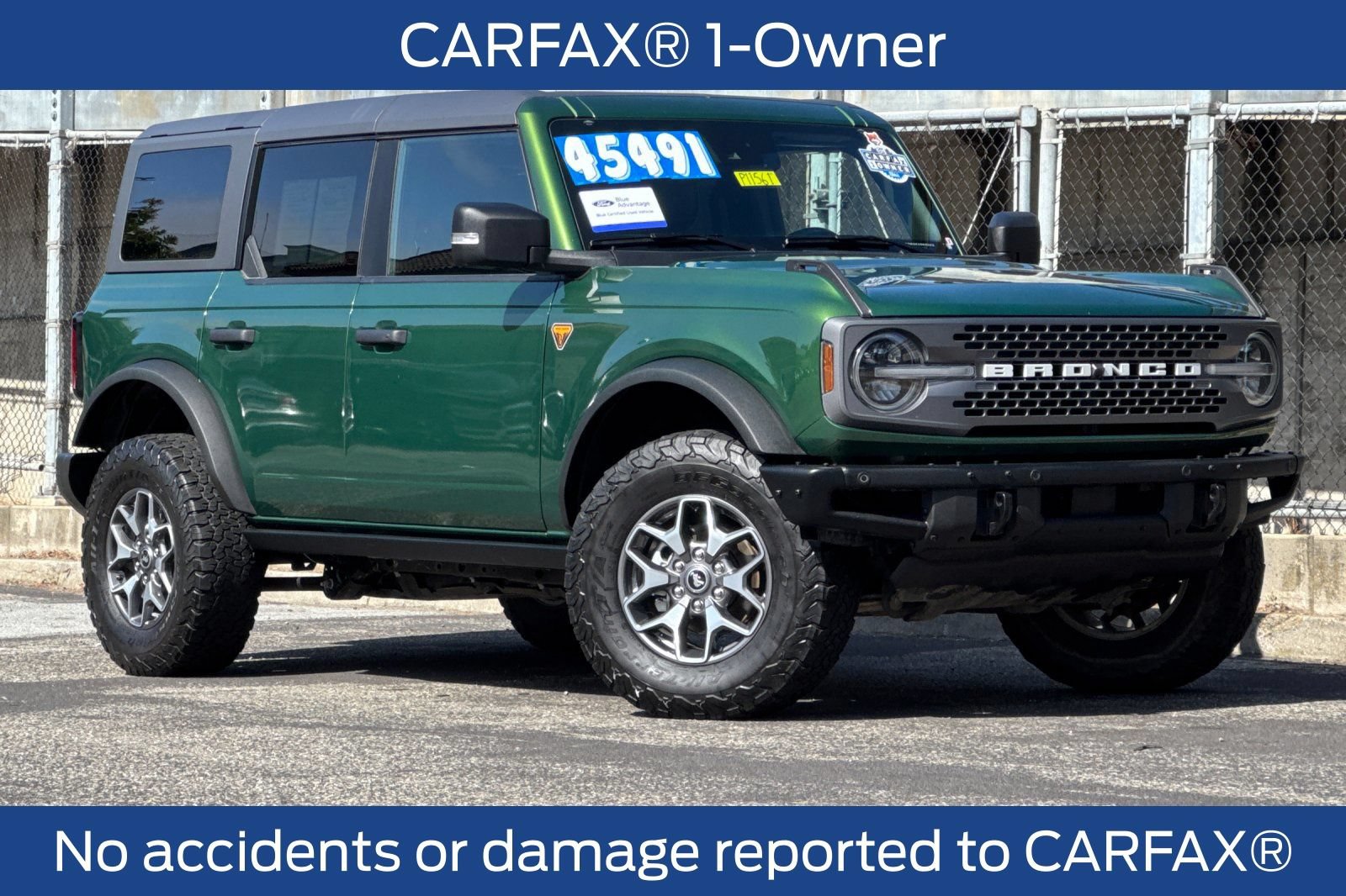 Certified 2024 Ford Bronco Badlands AWD/4WD image 3