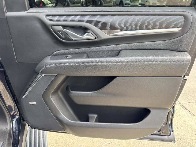 Used 2023 GMC Yukon Denali w/ Denali Reserve Package RWD image 11