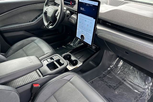 Certified 2025 Ford Mustang Mach-E GT AWD/4WD image 17