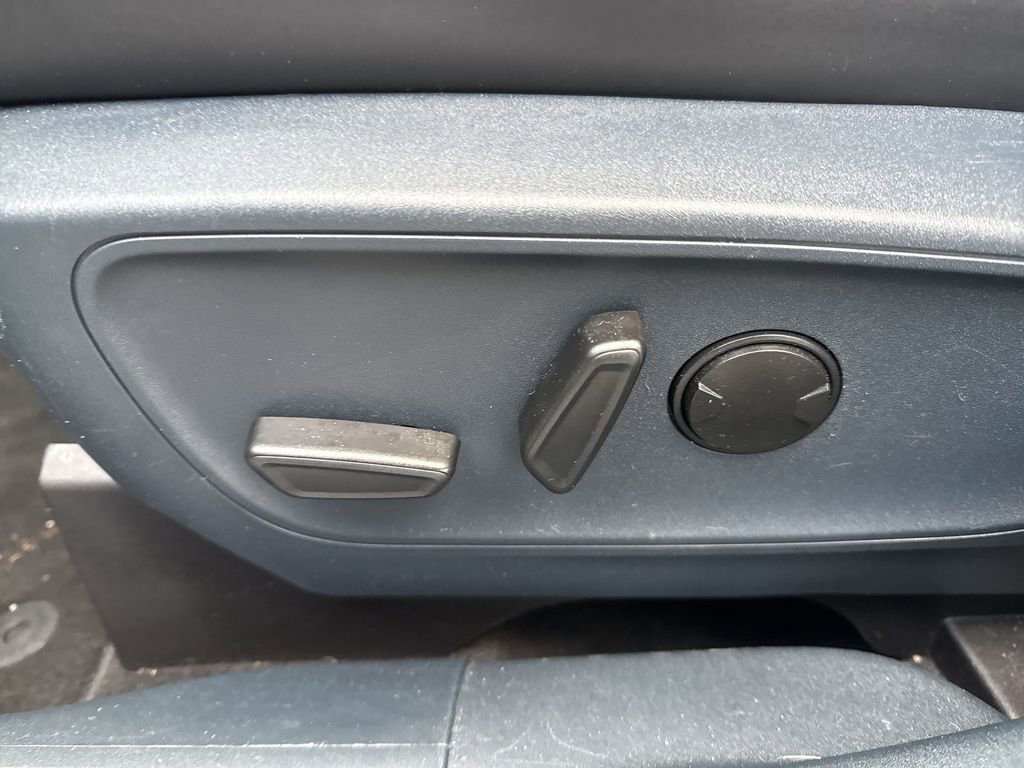Certified 2023 Ford Maverick Tremor w/ Tremor Off-Road Package AWD/4WD image 11
