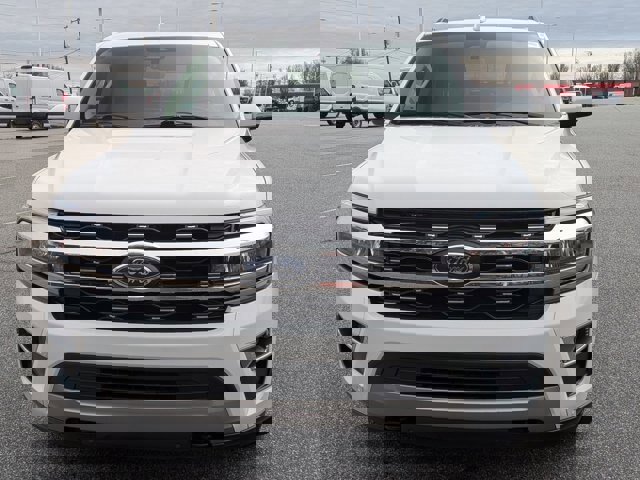 Certified 2023 Ford Expedition Limited image 9