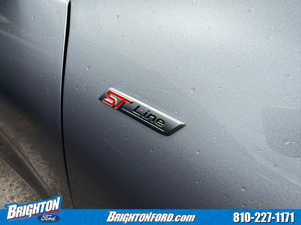 Certified 2024 Ford Escape ST-Line w/ Tech Pack #1 AWD/4WD image 8