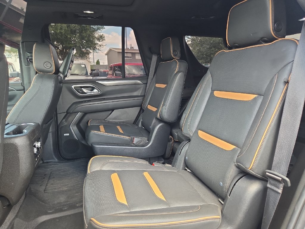Used 2021 GMC Yukon AT4 w/ AT4 Premium Package AWD/4WD image 12