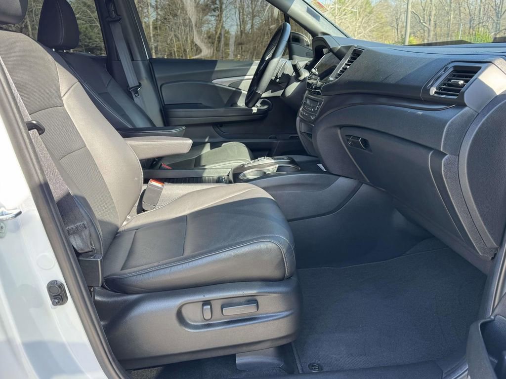 Used 2022 Honda Passport EX-L image 19