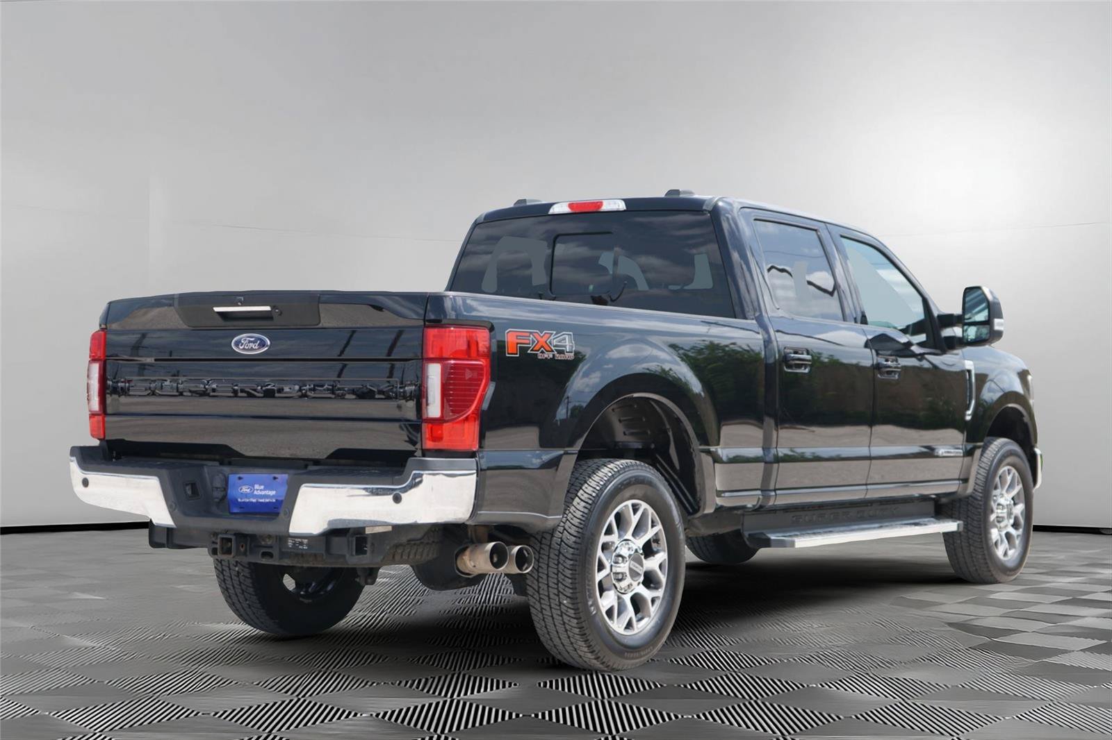 Certified 2022 Ford F250 Lariat w/ Lariat Ultimate Package AWD/4WD image 5