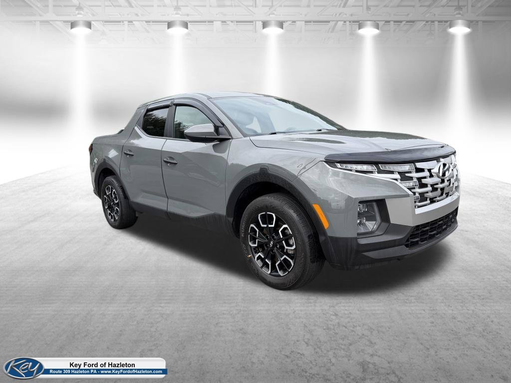 Used 2024 Hyundai Santa Cruz SE FWD image 1