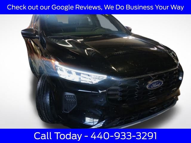 Certified 2023 Ford Escape ST-Line w/ Tech Pack #1 image 14