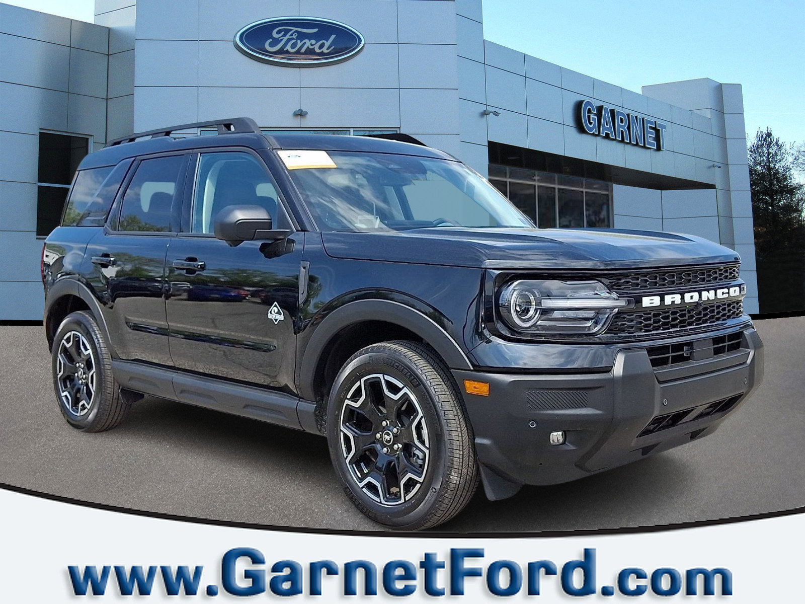 Certified 2025 Ford Bronco Sport Outer Banks w/ Outer Banks Tech Package+ AWD/4WD image 6