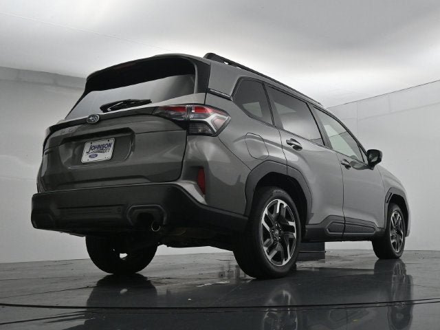 Used 2025 Subaru Forester Limited w/ Popular Package #1 AWD/4WD image 39