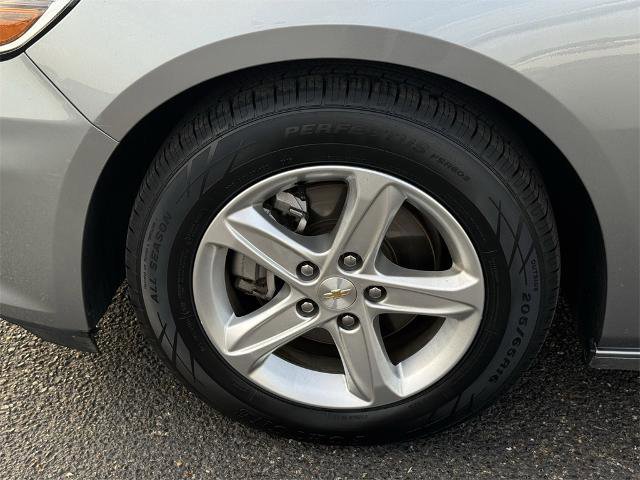Used 2024 Chevrolet Malibu LT image 10