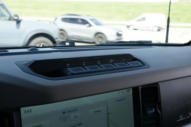 Certified 2023 Ford Bronco Wildtrak image 26