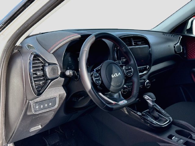 Used 2023 Kia Soul GT-Line w/ GT-Line Technology Package FWD image 14