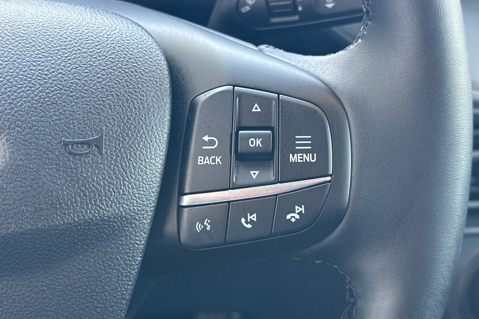 Certified 2024 Ford Maverick Lariat w/ Black Appearance Package image 28