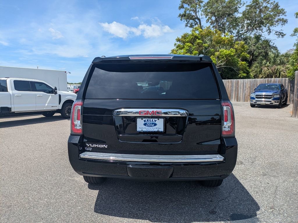 Used 2020 GMC Yukon Denali AWD/4WD image 7