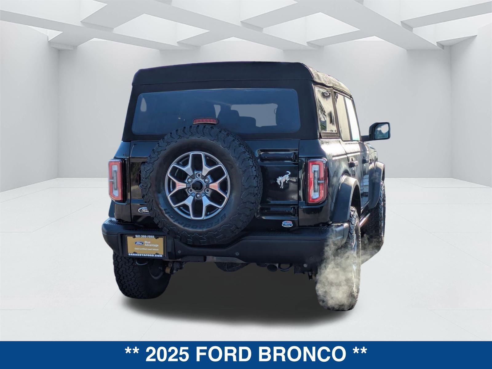 Certified 2025 Ford Bronco Badlands image 4