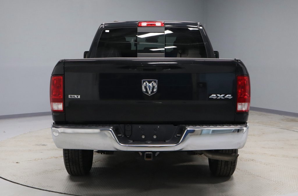 Used 2019 RAM 1500 Classic SLT image 4