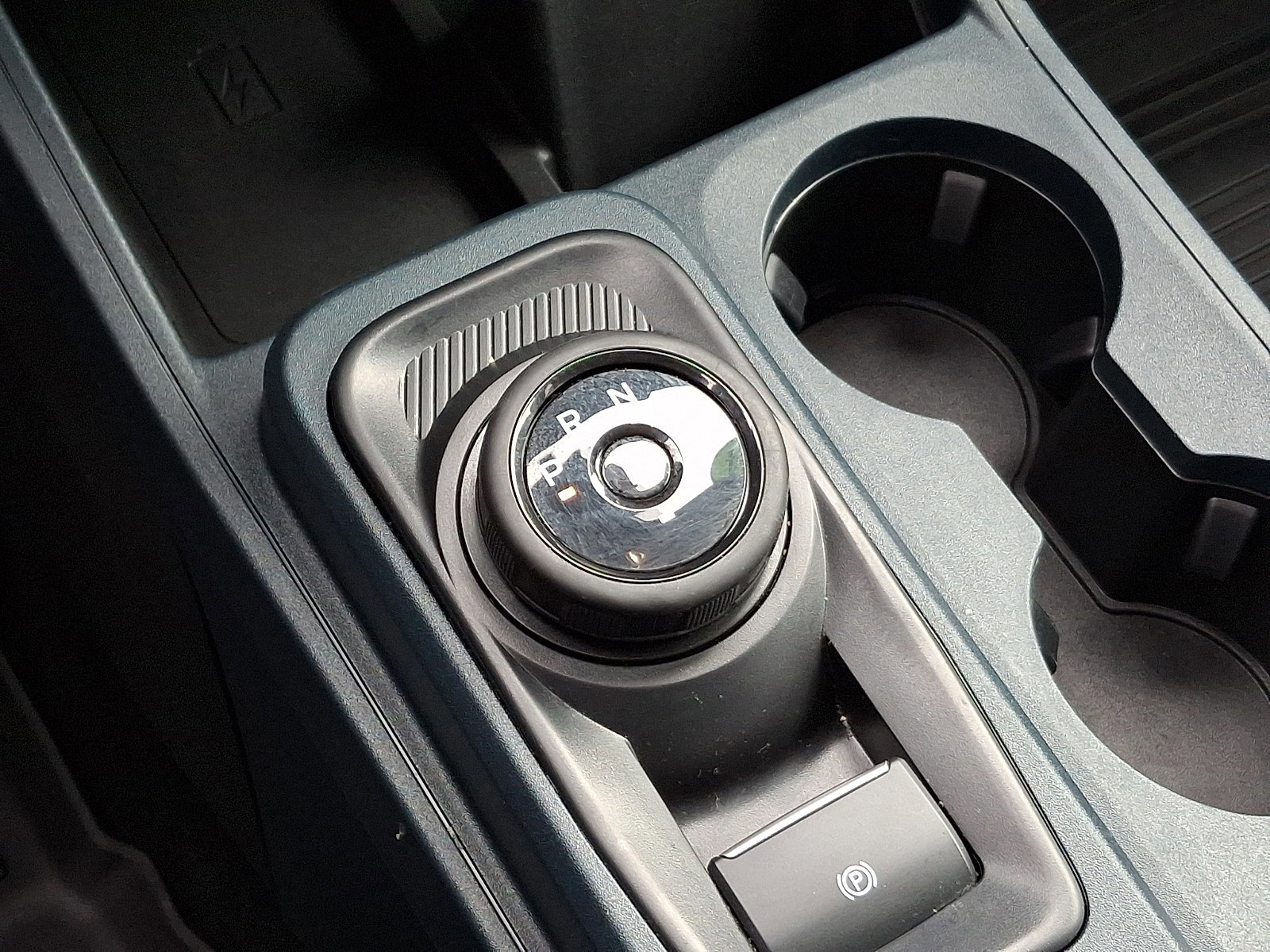 Certified 2024 Ford Maverick Lariat w/ Black Appearance Package FWD image 13