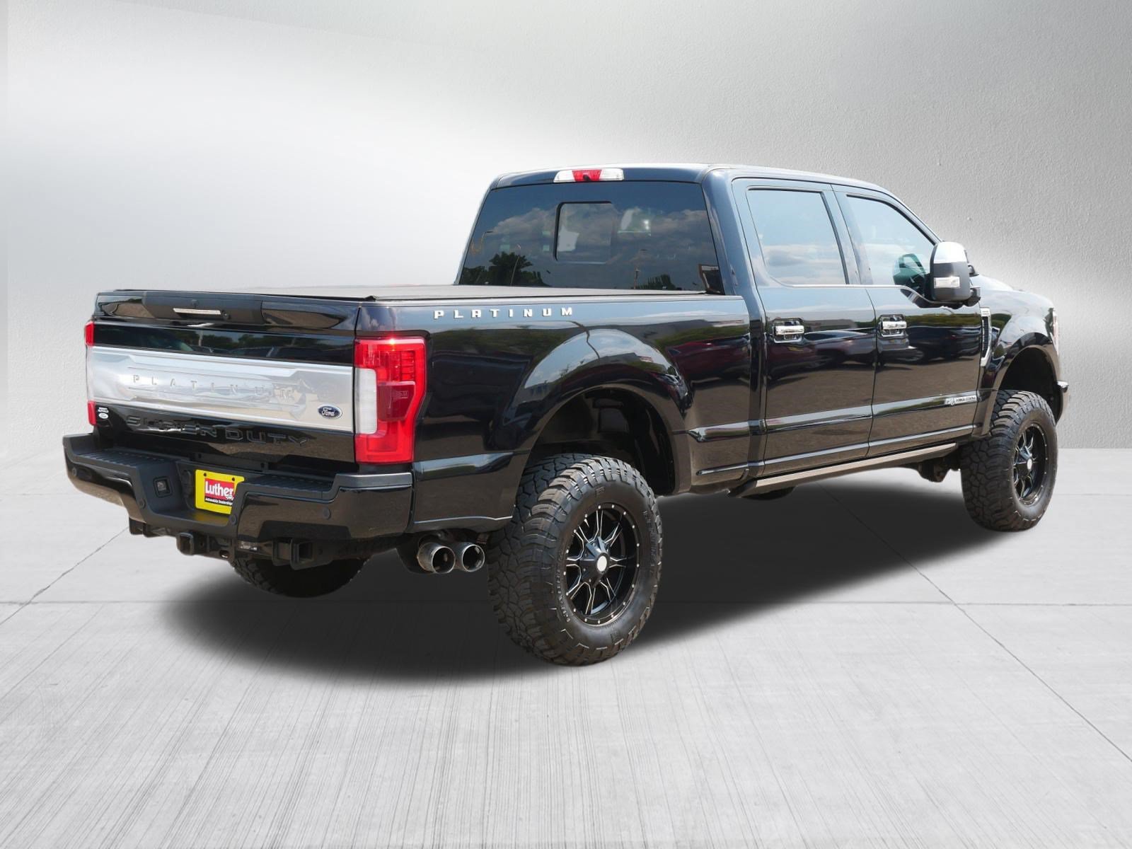 Certified 2019 Ford F350 Platinum w/ Platinum Ultimate Package AWD/4WD image 7