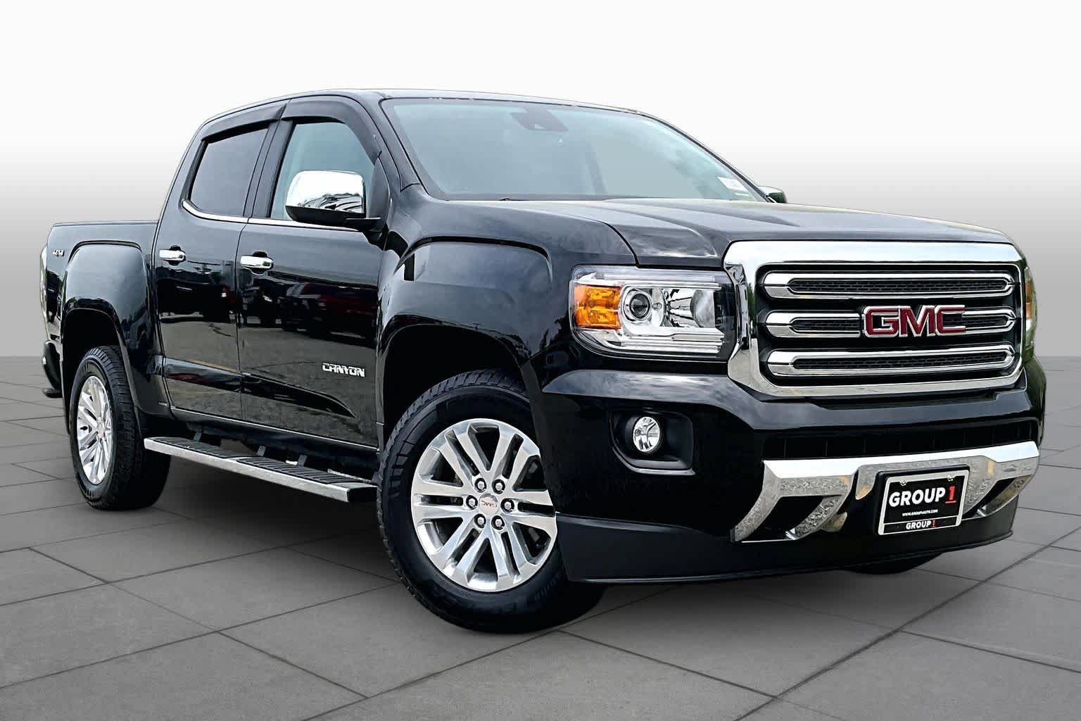 Used 2020 GMC Canyon SLT w/ Driver Alert Package AWD/4WD image 3