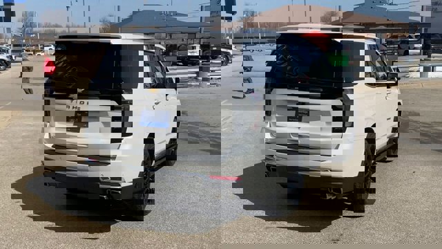 Used 2025 Chevrolet Tahoe High Country image 9