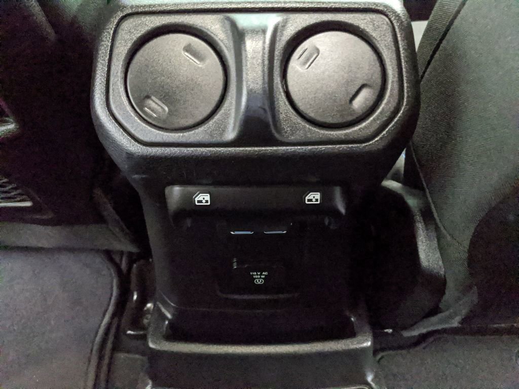 Used 2023 Jeep Wrangler Unlimited Rubicon 4xe AWD/4WD image 37