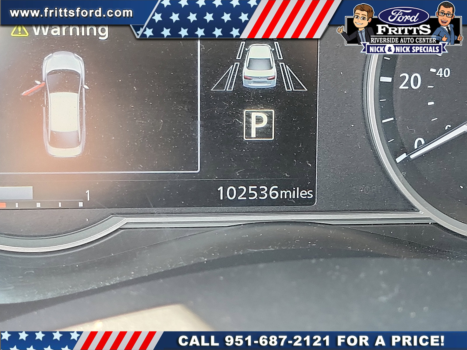Used 2020 Nissan Versa SV FWD image 2