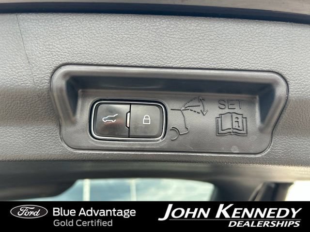 Certified 2024 Ford Explorer XLT w/ Equipment Group 202A AWD/4WD image 15