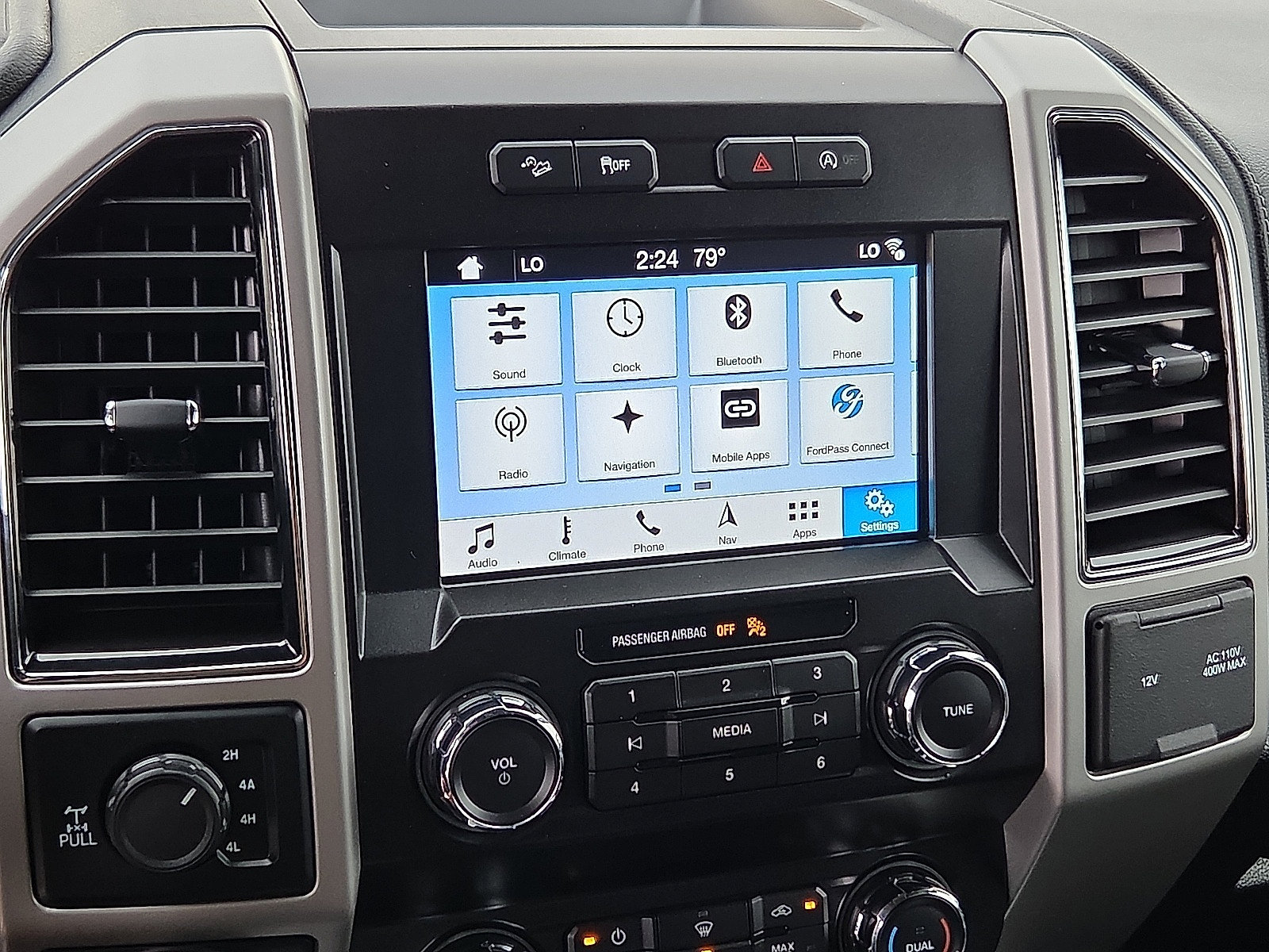 Certified 2019 Ford F150 Lariat AWD/4WD image 19
