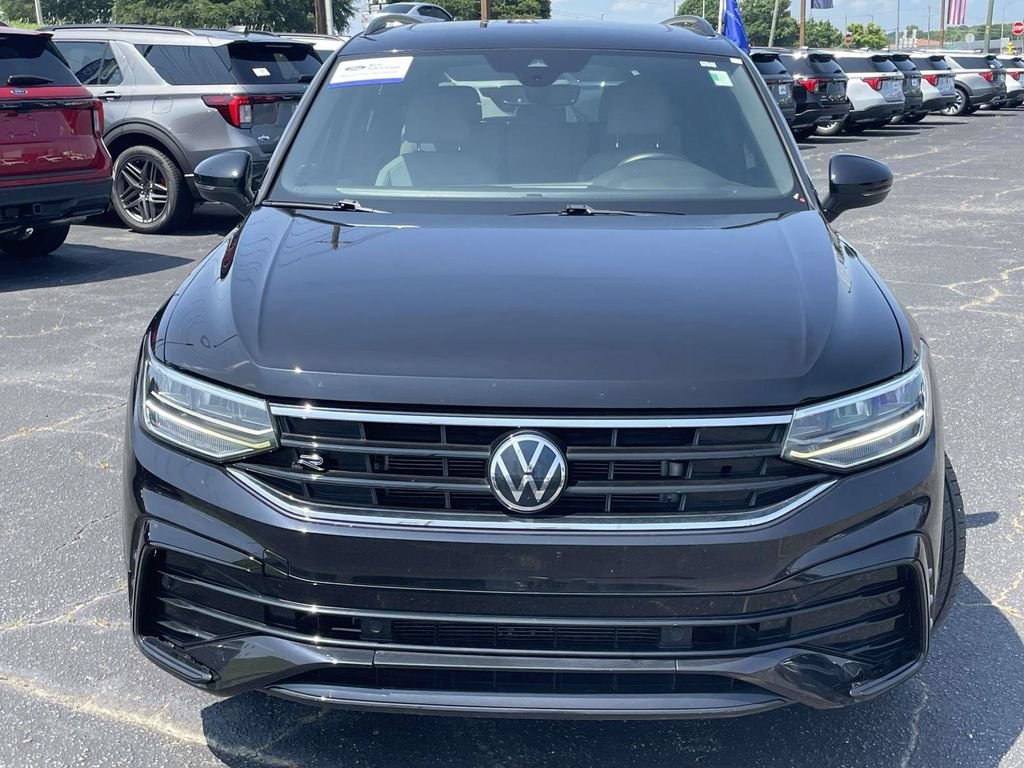 Used 2023 Volkswagen Tiguan SE R-Line FWD image 8