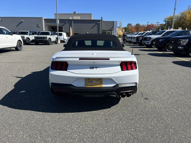 Certified 2025 Ford Mustang GT Premium RWD image 4