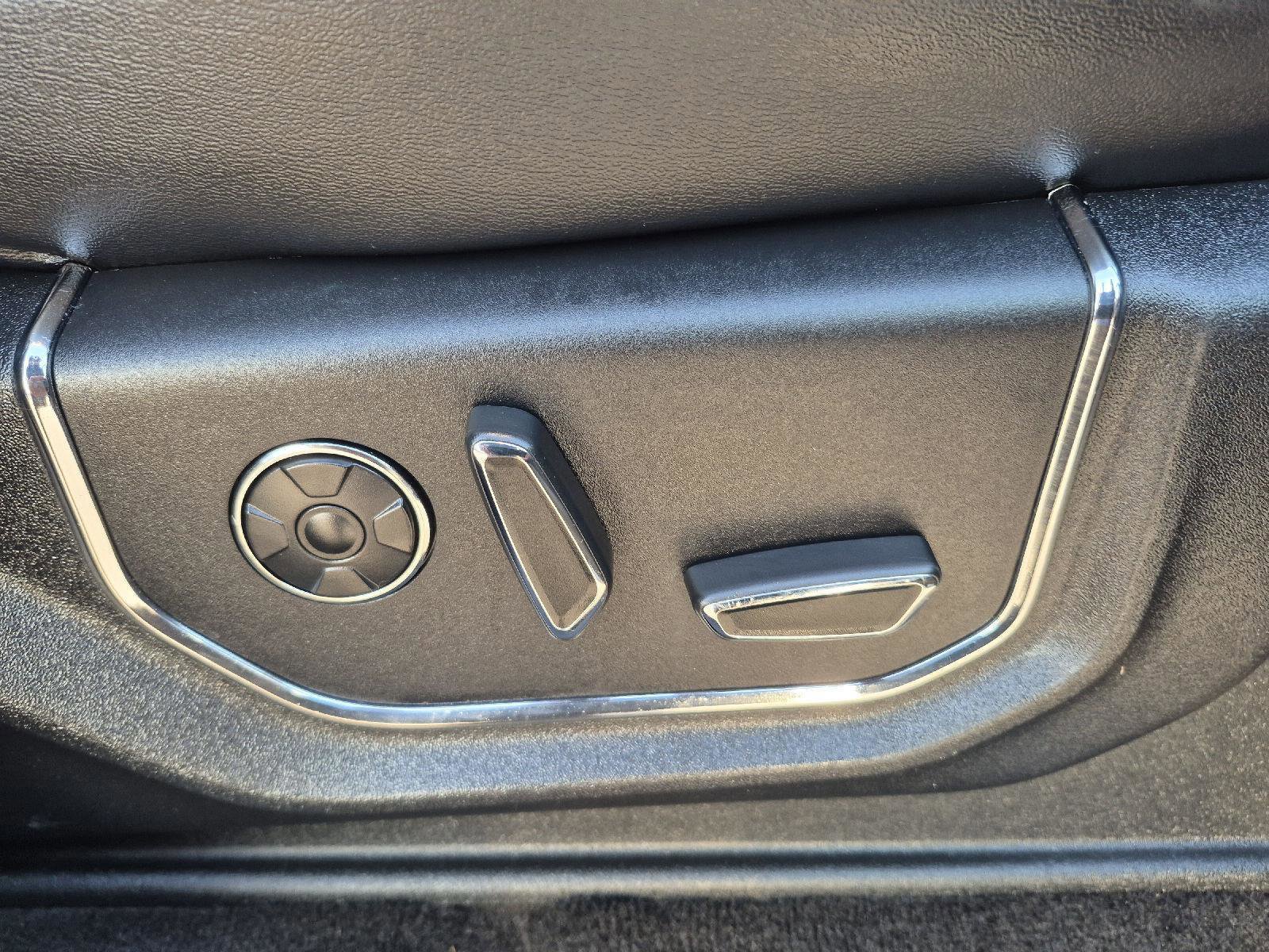 Certified 2018 Ford Expedition Max Platinum image 33