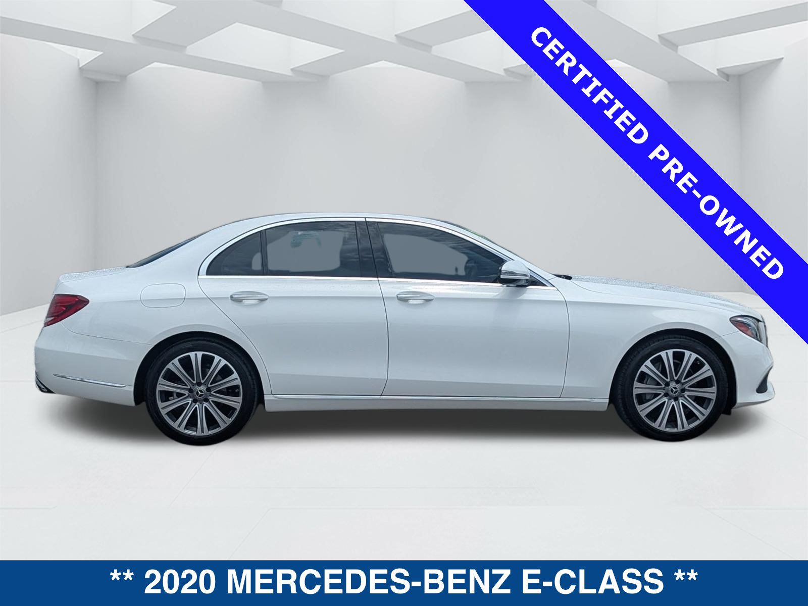 Used 2020 Mercedes-Benz E 350 Sedan image 4
