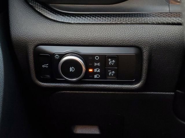 Certified 2024 Ford Explorer ST-Line w/ Class IV Trailer Tow Package image 14