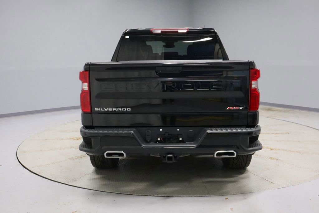 Used 2023 Chevrolet Silverado 1500 RST image 4
